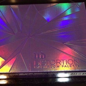 Urban Decay Distortion Eyeshadow Palette NEW